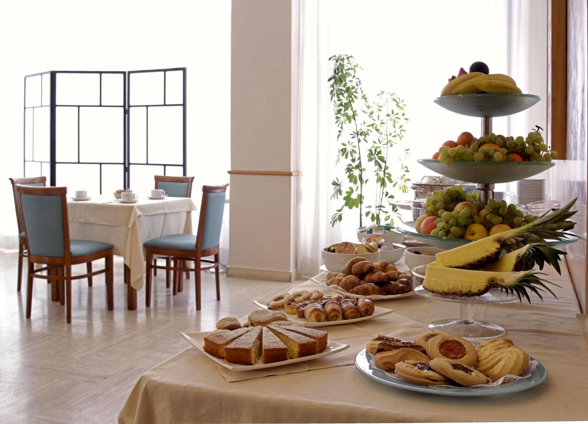 Hotel Executive Meeting & Events 우디네 외부 사진
